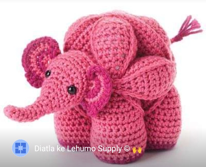 Mafosakwena's tweet photo. We do everything with hands.Have you ever seen pink elephant π?
#Clanbeastelephant #Fun #Crochet #Hook #Tlou #Diatlakelehumo #Handsarewealth #PinkElephant https://t.co/gIWqyyPztT