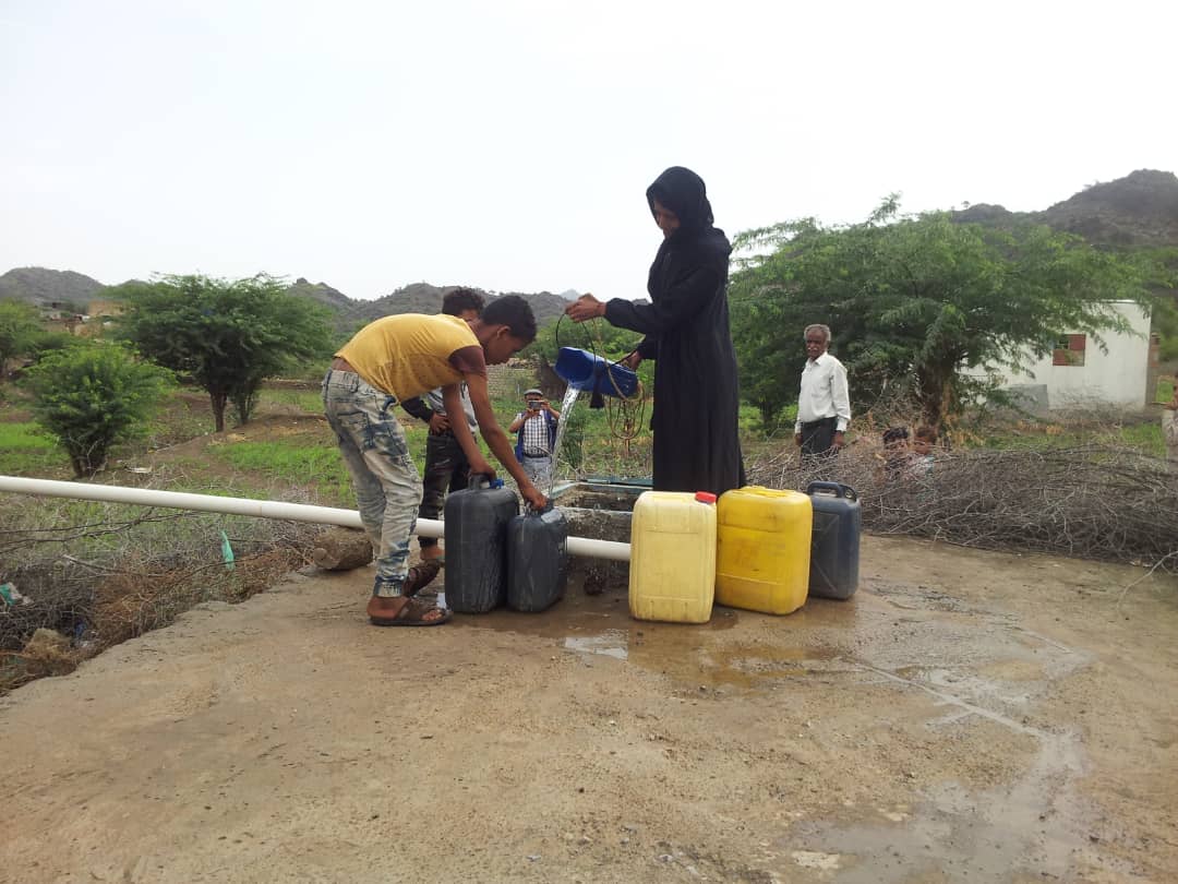 SFDYemen's tweet image. We provide INSPIRING #innovative_solutions to invest #renewable_water #Yemen. Since 2016, we delivered &amp;gt;600 projects creating #rainwater_harvesting tanks, drip irrigation networks, canals, improving watersheds and agricultural terraces system that store rainwater
  #WorldWaterDay