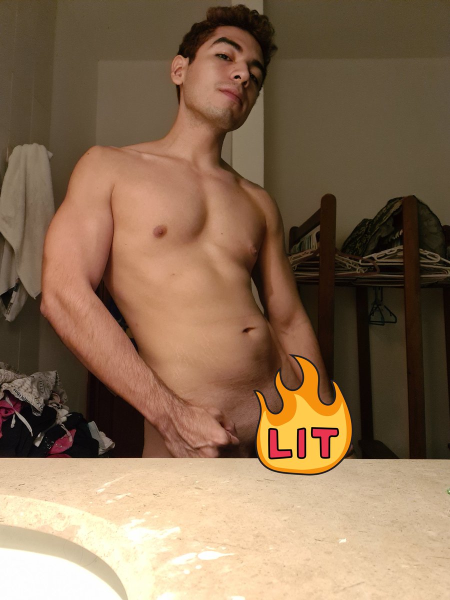 Aphroditesson_'s tweet photo. Apoco 
No estoy bien bonito? 😳🥵 https://t.co/Rto4Evb6l3