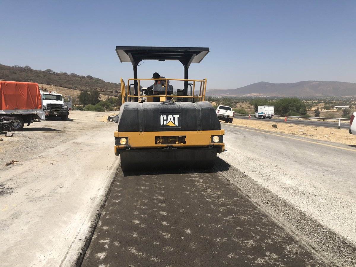 sserment's tweet photo. Base estabilizada con asfalto espumado con 80% de material recuperado aplicada en autopista de alta especificación. Una alternativa ecológica, económica y con excelente desempeño.
#Calidra #SiempreAhí #Estabilical https://t.co/usHtFgcrsp