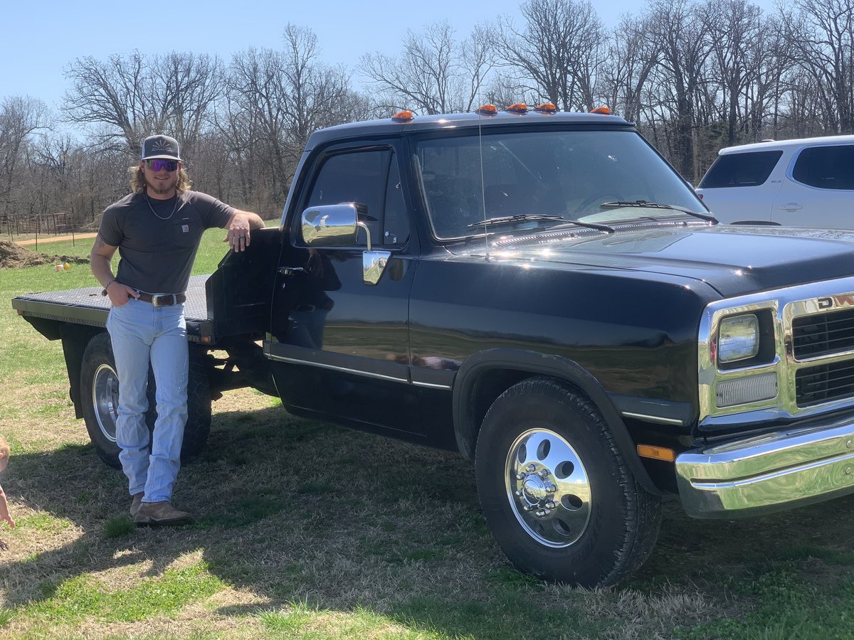 Collin Scott tweet media