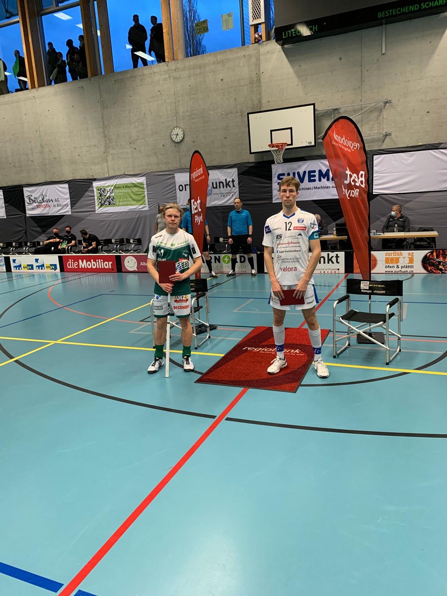+++ Führung in der Serie +++

Der SVWE gewinnt Spiel 5 gegen @zugunited mit 5:2, geht damit in der Serie wieder in Führung und hat kommenden Samstag Matchball! 🥳💚