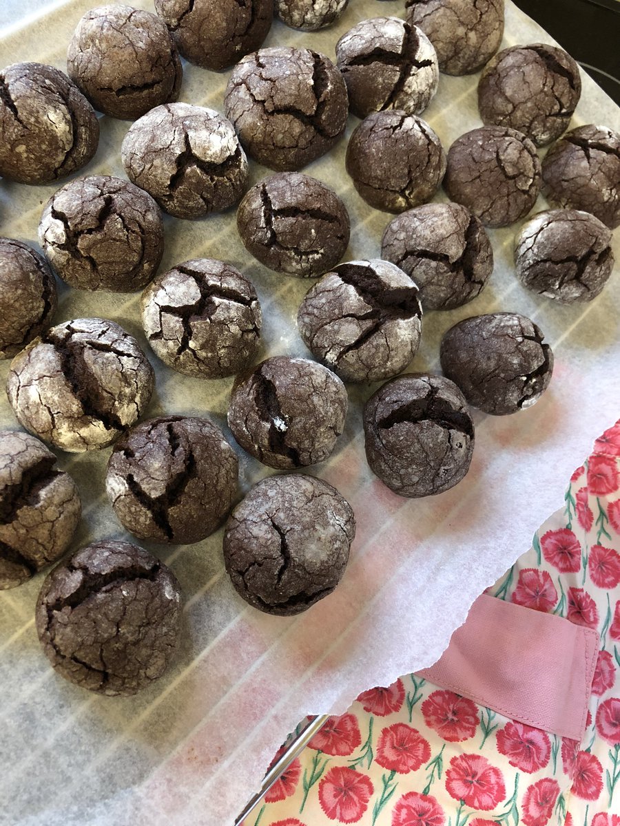 Sunday’s are made for baking 🍪 🍫 #baking #Sundaybaking #chocolatecookies @bbcgoodfood