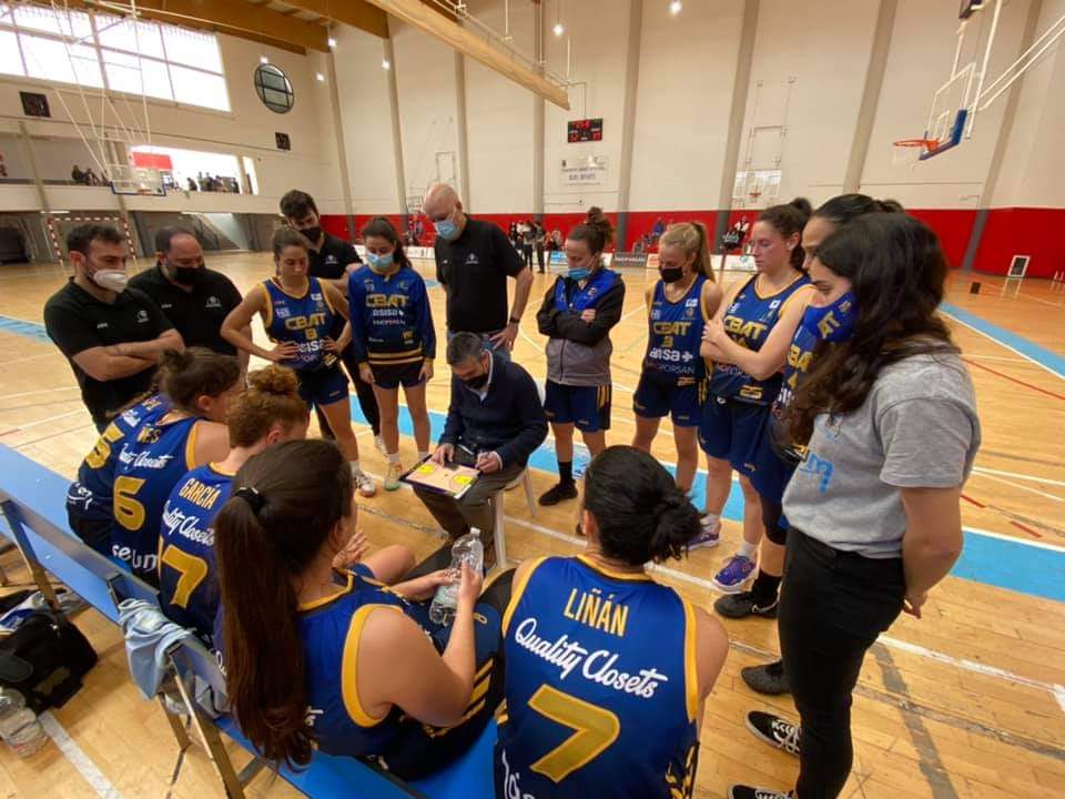 CBAlhaurinTorre's tweet photo. ¡PARTIDAZO, PARTIDAZO! DEL ASISA ALHAURÍN DE LA TORRE Y CAMPEONAS DE LA LIGA REGULAR POR DERECHO PROPIO

El mejor partido sin duda de la temporada ante un Córdoba muy reforzado con dos extranjeras.

ASISA ALHAURÍN DE LA TORRE 65
CORDOBA DOBUSS 54
Primera Nacional Femenina

#cbat https://t.co/1kHiKRGJTn