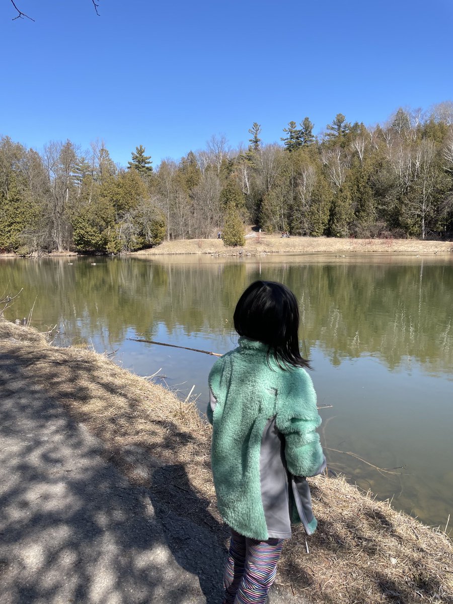 MrsMK2018's tweet photo. Thankful for this #miniexplorer who will always accompany me for Hike and enjoys spending time #outside @CLOCA1 #spring #getoutside #freshair https://t.co/VFDbApkUSs