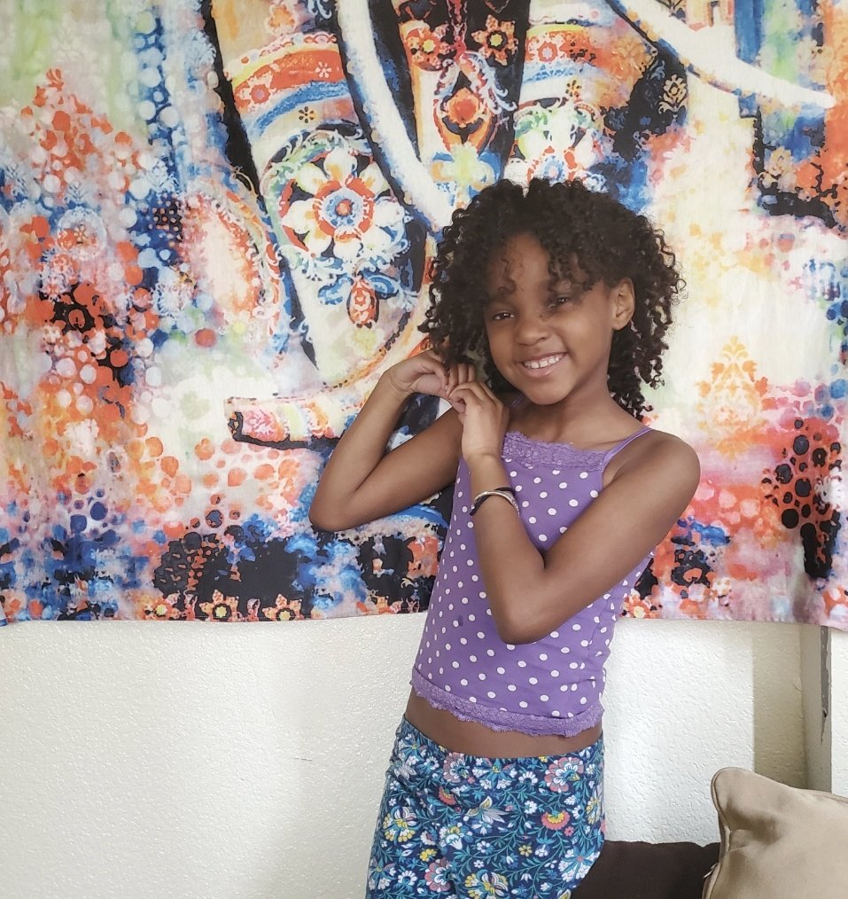 BLACKGYPSYMERM1's tweet photo. "Melanin Fiercely Poppin’ on Purpose."
      Stephanie Lahart
#raisingqueens
#BlackGirlMagic
#myvaevae
#2ndheartbeat https://t.co/fsJ1vDYSBq