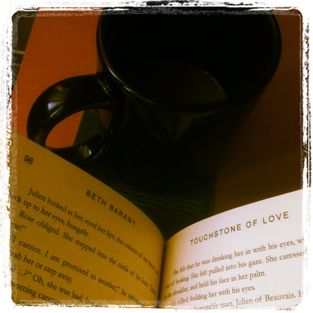 BethBarany's tweet photo. We're looking for beta readers for our fiction. Science fiction, fantasy, thriller, romance, mystery! Sign up here: https://t.co/uRktVXBVyv #stories https://t.co/ROkREVUQ7n
