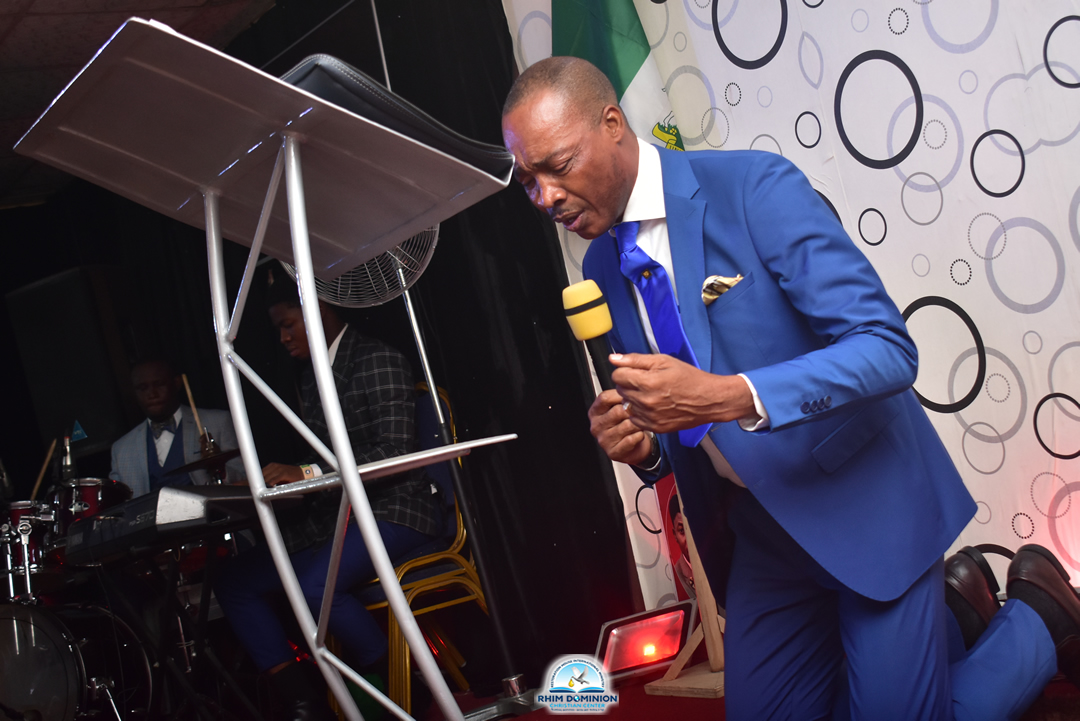 RHIMGlobal's tweet photo. #Appreciation
Thank you so much beloved Pastor Lanre Saba for today's awesome ministration, we pray that just as you’ve ministered to the Church, you will transform to a greater level supernaturally
#RHIMGlobal
#RHIMDCC
#SundayService
#SupernaturalTransformation
#DivineLifting https://t.co/6wh0JvsUwB