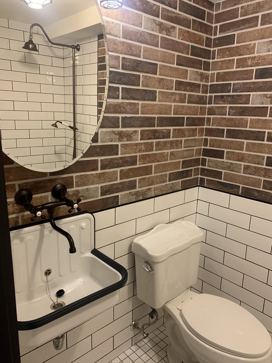 kingdavid_04's tweet image. We up!!! 🙌🏾🙌🏾💫💫❤️❤️ #bathroom #views #viewsfromthe6 #balcony #newbeginnings