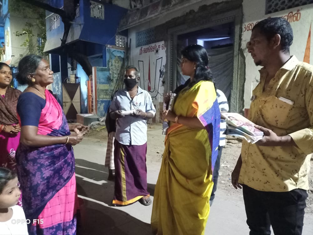 ikishore_ckv's tweet photo. 21/3 #எழும்பூர் தொகுதி புளியந்தோப்பு பகுதியில் தேர்தல் பிரச்சாரம் மேற்கொண்டார் @PriyadarshiniU4 #vote_for_tourchlight #vote_for_priyadarshini மக்களிடம் நல்ல வரவேற்பு today eve campaign @ #puliyathope good response from public @maiamofficial @ikamalhaasan https://t.co/ahnurPJdkk
