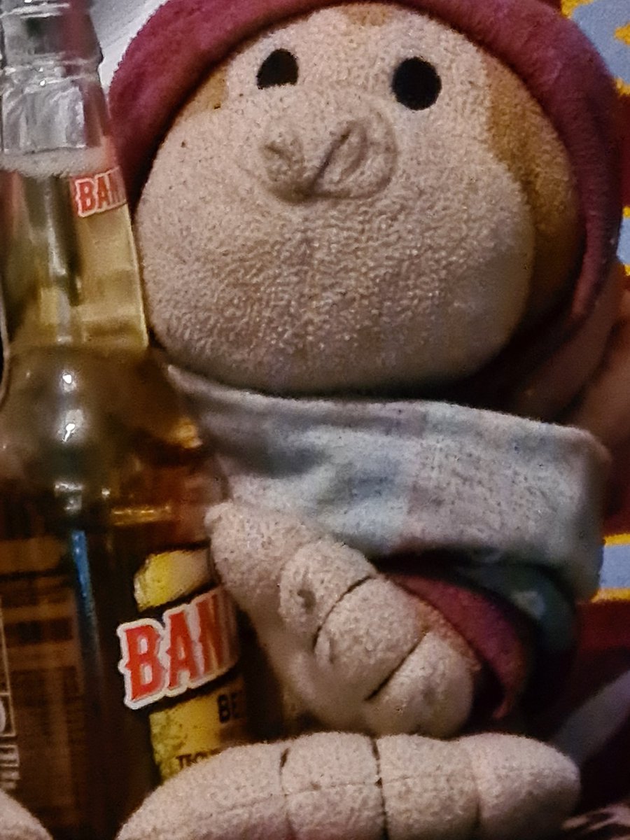 Stevemonkey26's tweet image. Come on the villa boys!