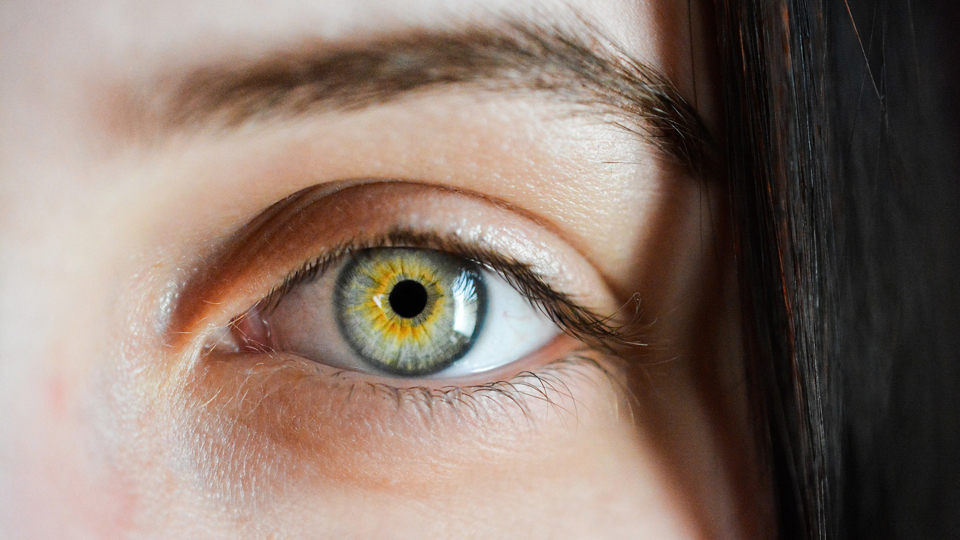 OptometryToday's tweet photo. A new study published in @BMJ_Open found that anxiety or depression was reported by 47% of patients with dry eye disease compared to 32% without the condition. More details about the study available here: https://t.co/igdHuLasha #optometry #OT https://t.co/tukkHLwAFf