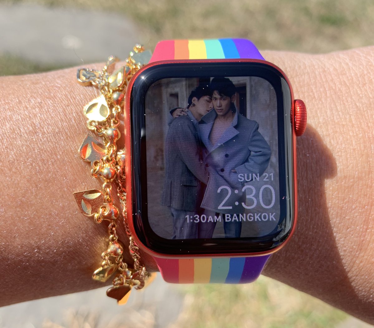 I_am_Phalla's tweet photo. Hmm you think I like #KristSingto a little too much. Maybe or maybe not? 😂 #favoritepicture My early birthday gift to myself #AppleWatch #series6 #redwatch #pride #applestrap https://t.co/PqHYGs118b