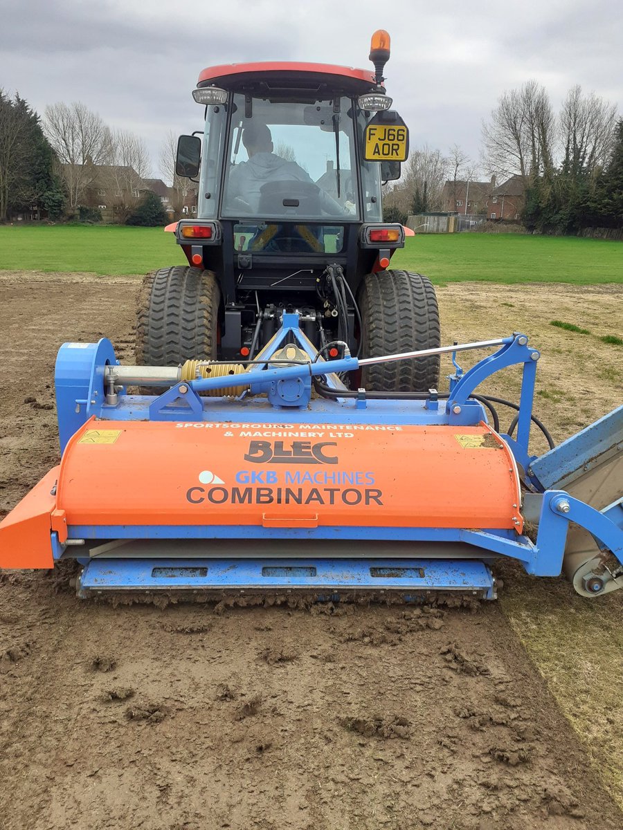 Fraise mow off cricket square completed and set up by <a href="/GeorgeShep1403/">George Shepherd</a> and assisted by <a href="/CharlieLoftus15/">Charlie loftus</a> great job <a href="/gkbtom/">GKBTOM</a> <a href="/landrcl/">Leics & Rutland CL</a>