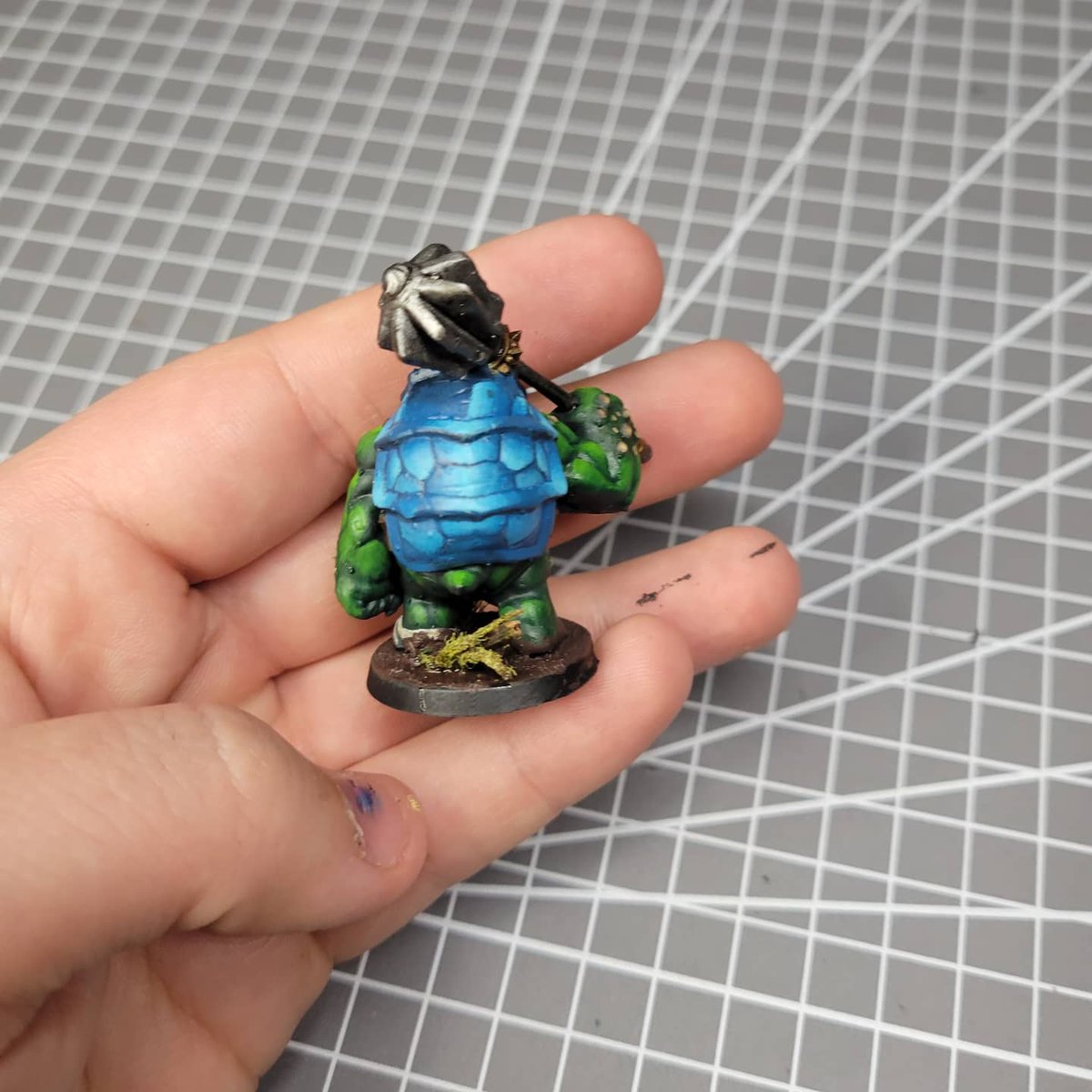 All done!!

#dnd #DnDcharacter #dndminiatures #tabletopgames #miniature #miniaturepainting