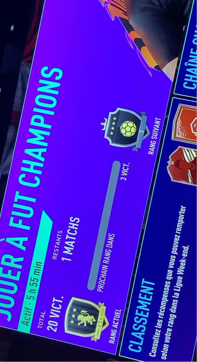 JessPato89's tweet photo. Pas d’élite ce week-end, comment vous dire @EASPORTSFIFA que vous êtes des 🤡 

19-2 et se retrouver à galerer a cause du rééquilibrage !!!

👍🏼👍🏼👍🏼

@MLaatynow @Justicier2lombr @SkiggL 

#FUT21 #FIFA21 #FUTChampions https://t.co/QtZ4IoKK3l