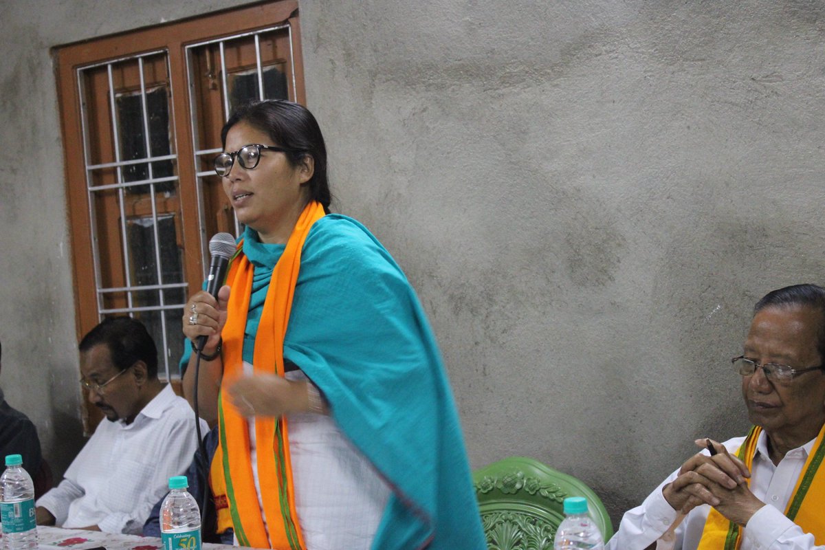 GorlosaNandita's tweet photo. Had a brief meeting cum discussion at Disgao Razee polling station, Haflong, Dima Hasao in regard to the upcoming Assembly Election polls,I thank all the attendees today. Massive support always drives the passion in any work we do and for that I am very humbled &amp; thankful to all. https://t.co/Q4tvDfx2oW