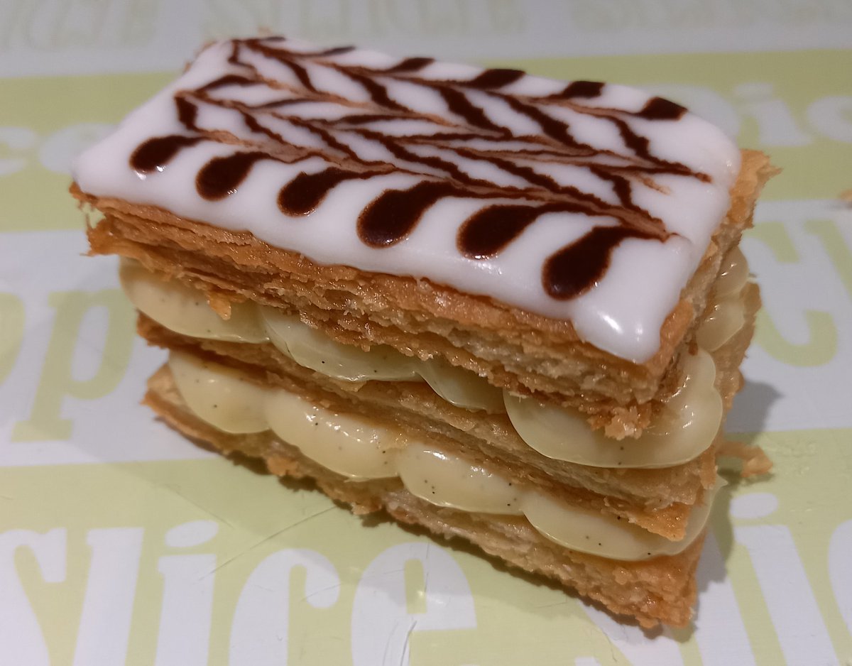 SiCaldwell23's tweet photo. @bakewithalegend @DBeasleyHarling, I had loads of fun making mille feuille and they're really tasty, well chuffed with my effort. Thanks for the class! https://t.co/3XmjBLICrI