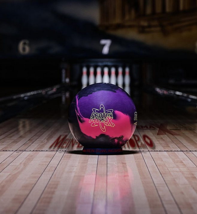 Storm_Nation's tweet photo. Looking for a ball to handle heavy oil conditions? The Proton PhysiX stands apart to give you traction and hook on virtually any heavy oil condition imaginable.

Credit: Chris Seidl https://t.co/Tmw4SYo6z5