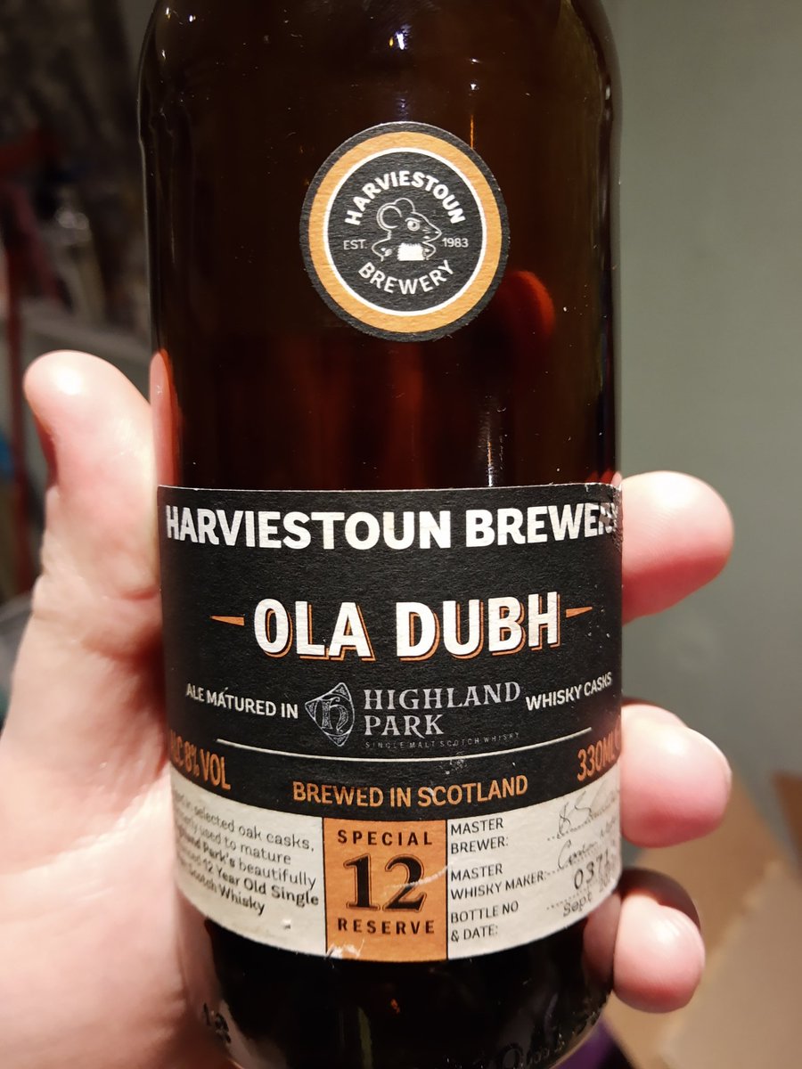 scottparsloe's tweet photo. Ending the weekend with one of these @HarviestounBrew beauties! 🍺 #ScottishAle #MaturedInWhiskyCasks #RateBeer
Definitely one for @TechSpurtVideo 👍
https://t.co/rOEASWsCbG https://t.co/lcZfC1m67k