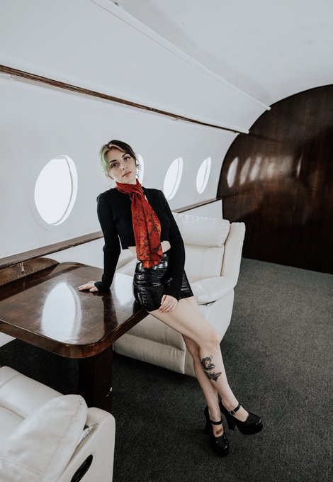 Your flight attendant is misbehaving 💦✈️ https://t.co/1pTCgkK2yh<a href="/tag/mvsales"class="tags"><span>#mvsales</span></a>