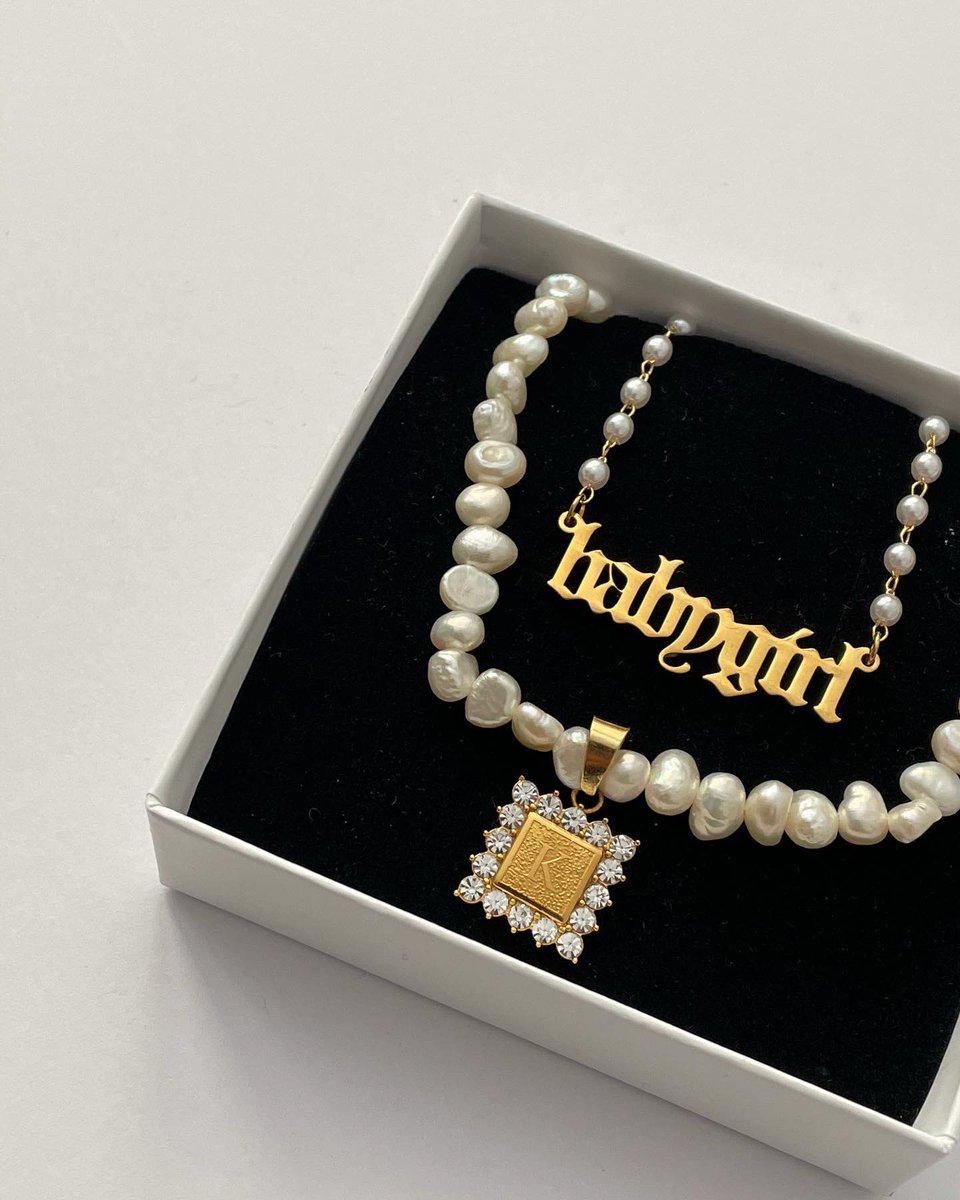 dixiegraze's tweet photo. Did someone say Pearl season? ⚪️✨⚪️✨⚪️✨⚪️✨⚪️✨⚪️ https://t.co/PoYI0TpdVF