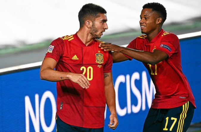 Bienvenue à nos 2 nouvelles recrues pour la prochaine CDM💯🏆 <a href="/GiveMeFiveApp/">GiveMeFive App</a> 

<a href="/McX_MAHREZ/">NFG MAHREZ</a>  (@Monarchy_x)
<a href="/JoshuaNeymarJr/">RS Neymar Jr</a> (<a href="/DV_AoG/">Devil AoG™</a> )

FURIA ROJA ! 🇪🇸
@95Padre <a href="/NsPayet/">NS Payet 10</a> @TasPh3nom