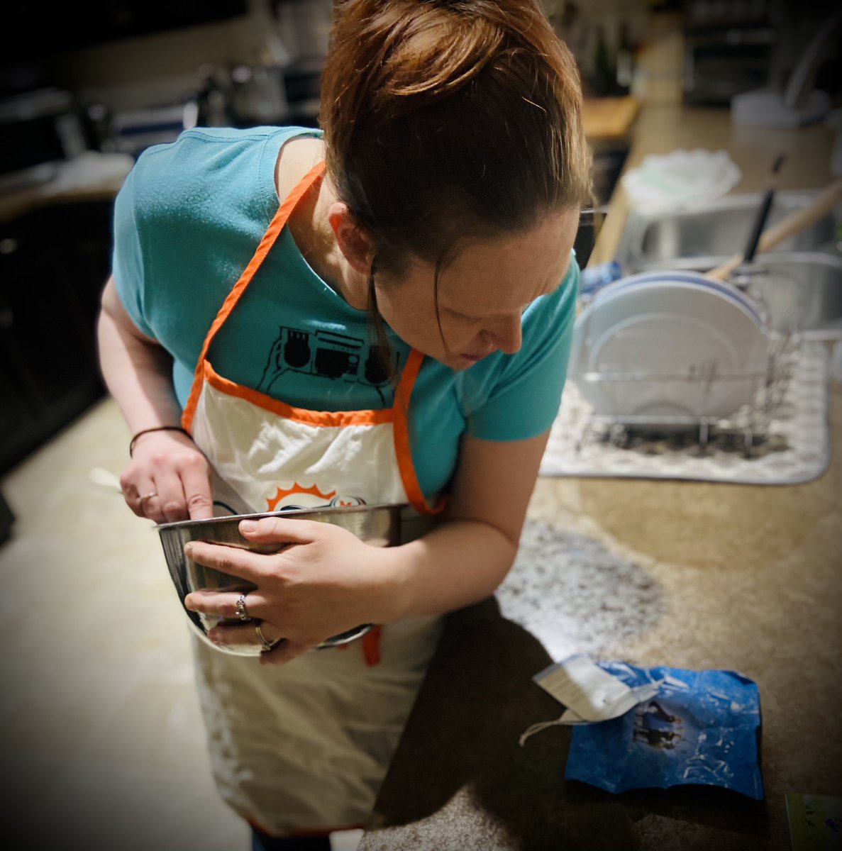 LCEMustangLib's tweet image. You have to do the cooking by the book. Well, the recipe on the side of the jar anyway. #CCISDReads #SpringBreakReadingChallenge @LCE_Mustangs