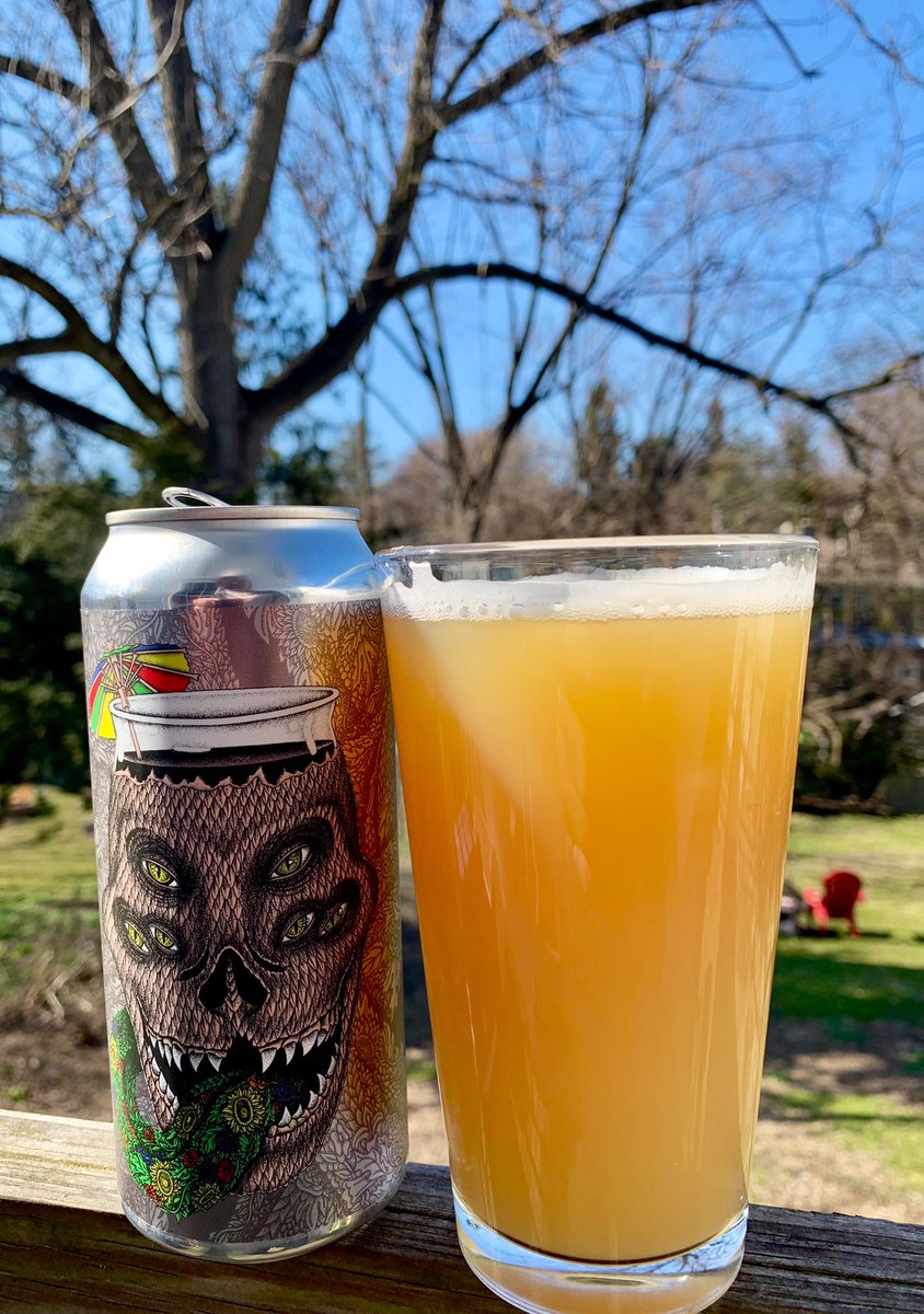 Essau1969's tweet photo. #SundayFunday #DDH #Coconut #AlienChurch #IPA @tiredhandsbeer #DrinkLocal #Beer #BeerMe #Beeroclock Drink it up! Cheers ๐บ๐บ https://t.co/ih2BO9NJGq