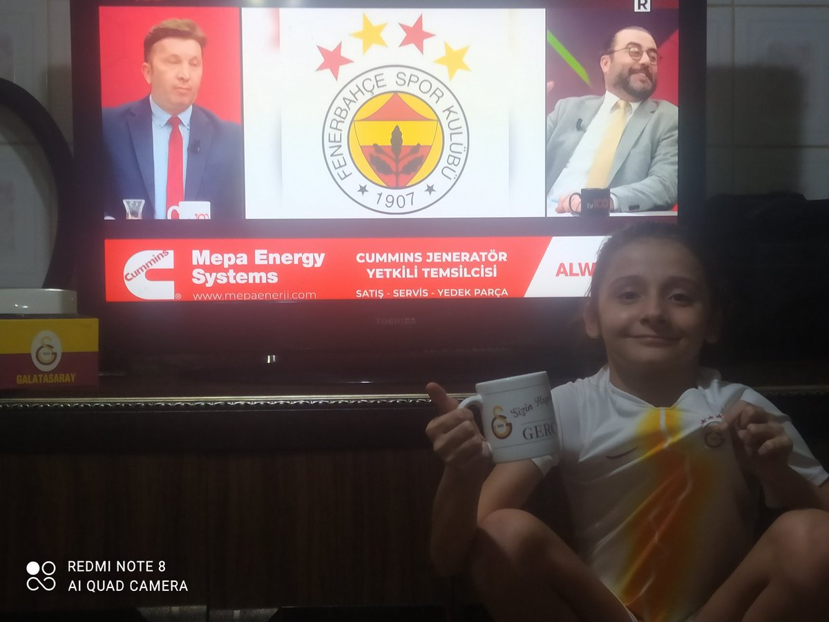 emrahgs35's tweet photo. #varodasıkeyfi fenerbahçenin alacağı tek kupa elimdeki kupa. evren amcaya selamlar. allah kerim fatih terim https://t.co/UbARm7Px9S