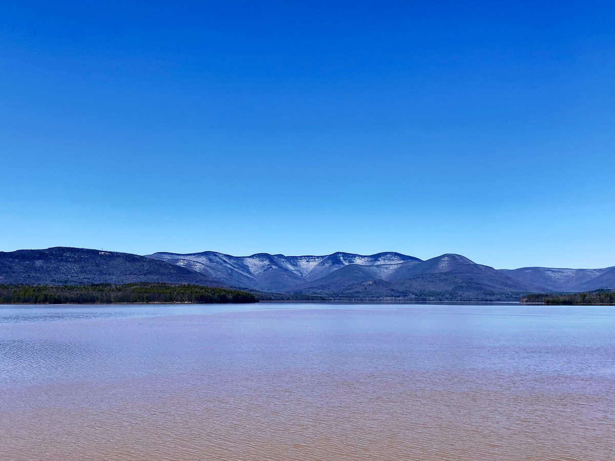 Sheryle1122's tweet photo. Walked 3 miles today with this view! #UpstateNY #CatskillPark #Catskills #NYstate #UlsterCounty #WelcomeSpring #AshokanReservoir #StormHour #ThePhotoHour #TwitterNatureCommunity https://t.co/wlgRLqKYtP