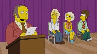 Con 17 años, Homer se presenta a las elecciones de presidente de su clase de instituto. Gana porque todo el mundo le vota por tonto. Para ocultar la humillación para la escuela, el director Dondelinger manipula el resultado, dándole la victoria al candidato Vance Connor.