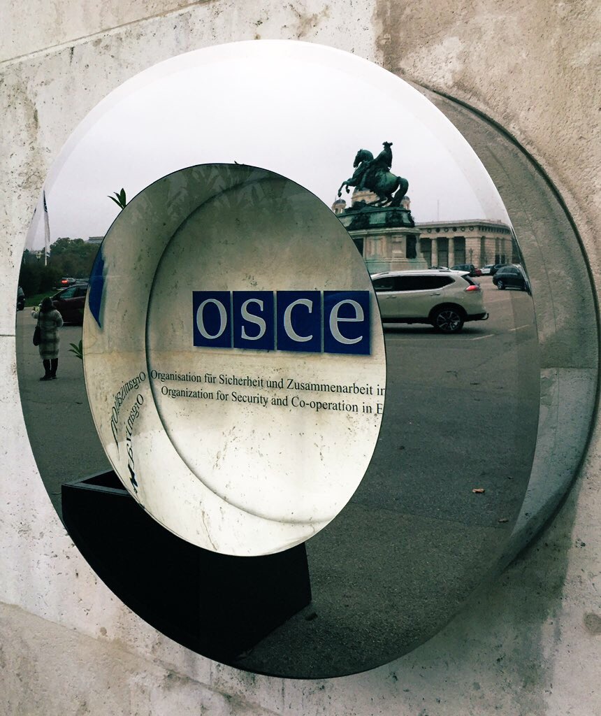 armscontrol_rus's tweet photo. 🌏 On March 22-23 this year, 🇷🇺delegation will take part in the 1⃣2⃣th meeting of the Informal Working Group on #StructuredDialogue in the @OSCE. One of the key goals of the process is to reinvigorate #ConventionalArmsControl and #CSBMs.
➡️More in Rus.: https://t.co/BP96IoRsgm https://t.co/QmA1jA1bTk