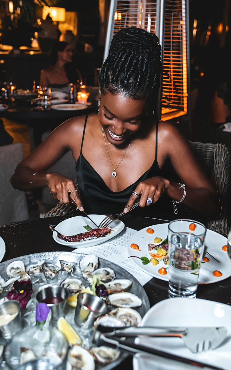 This is what Simplicity, Beauty, Gastronomy, &amp; Luxury in a picture looks like!  In this exact moment I was probably the happiest woman alive! Are you a seafood lover too and what’s your fav?