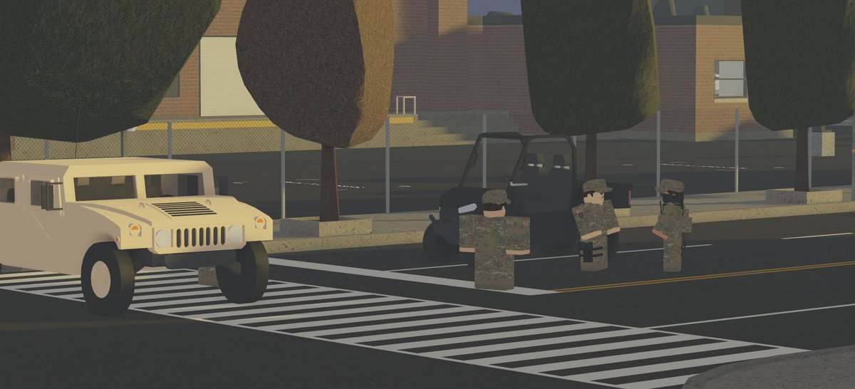 CUSA_ARMY's tweet image. The Army National Guard just passed it's first class intake under the new curriculum. The guardsmen covered fireteam formations, crowd control, perimeter security and checkpoint protocols.

Chairman of the Joint Chiefs @TheYuriOrlov  was present to congratulate them.