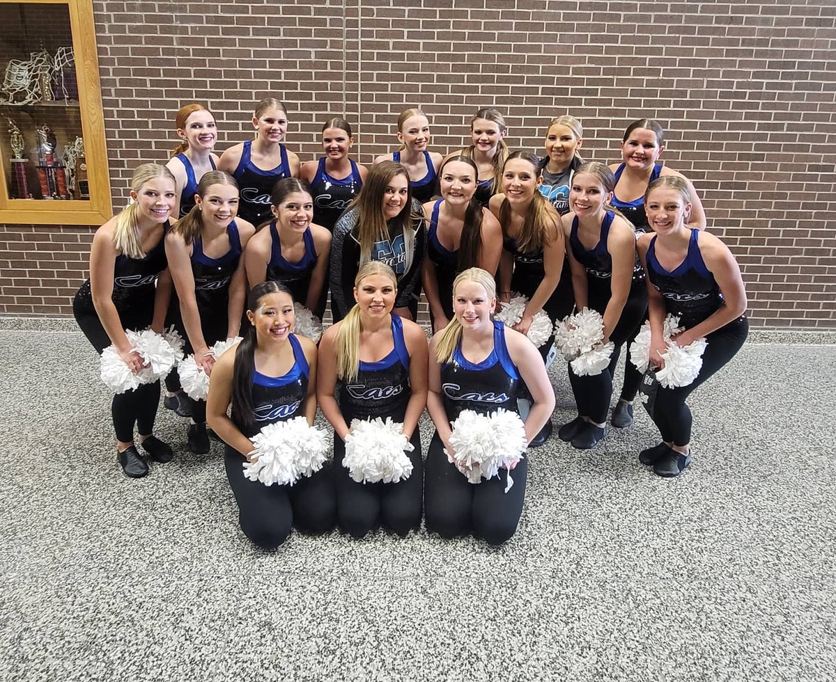 DanczCatz's tweet photo. Dancz Catz energy was on fire 🔥Hold your heads high ladies, we have a NATIONALS to win🏆

Pom:Showcase Star, 2nd 
Kick:Ultimate Star, 2nd 
Open:Ultimate Star, 1st
Hip Hop:Showcase Star, 2nd 

Congratulations Gracie Graf for winning Captain of the Day💙 https://t.co/nLNma3TSgL