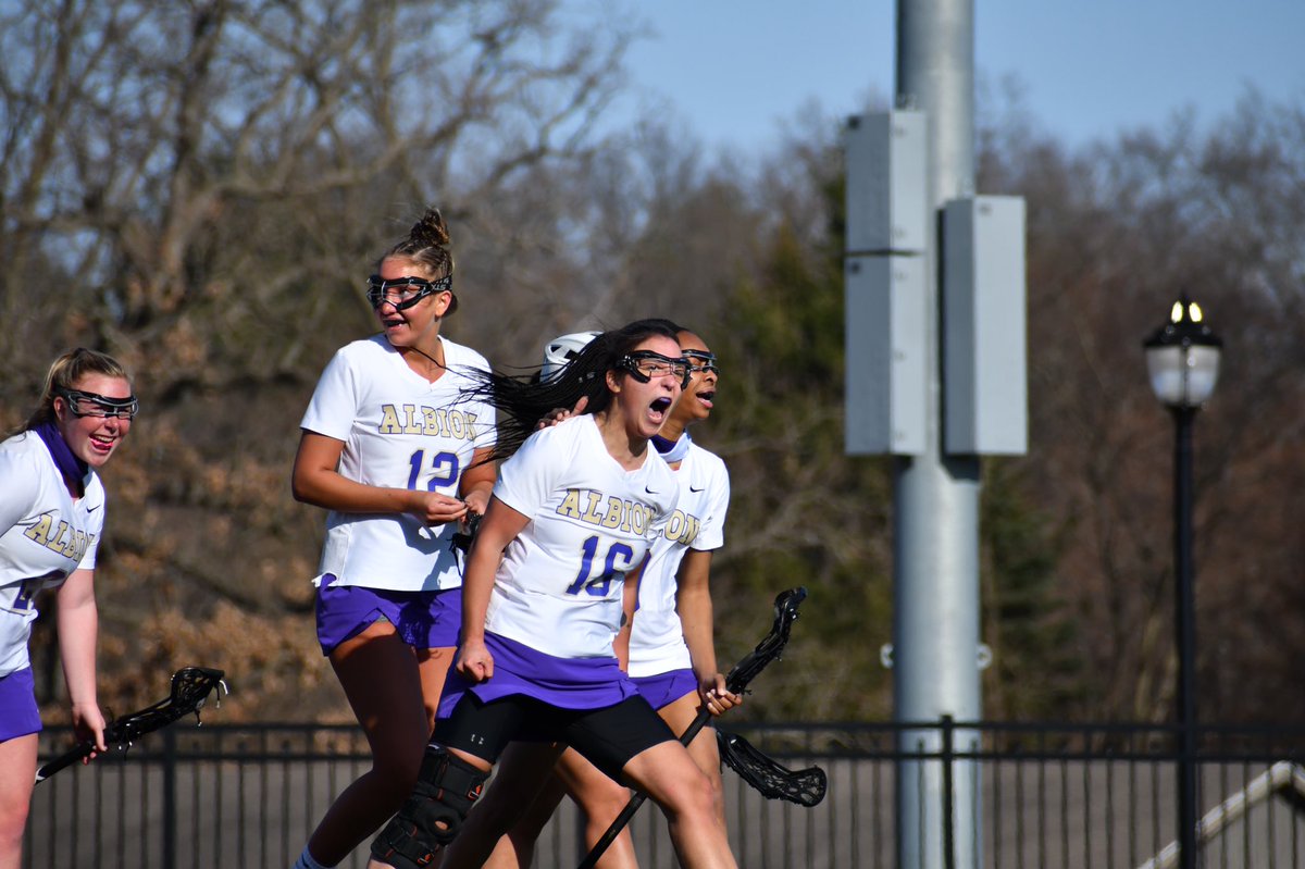 gobrits's tweet photo. That game-winning goal with two seconds left MOOD. https://t.co/WbGfTkpOVN