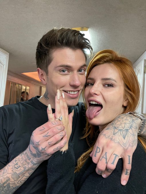 He used my first love (acting) to ask me to be his forever love ❤️❤️ https://t.co/wWNuOQeo2M