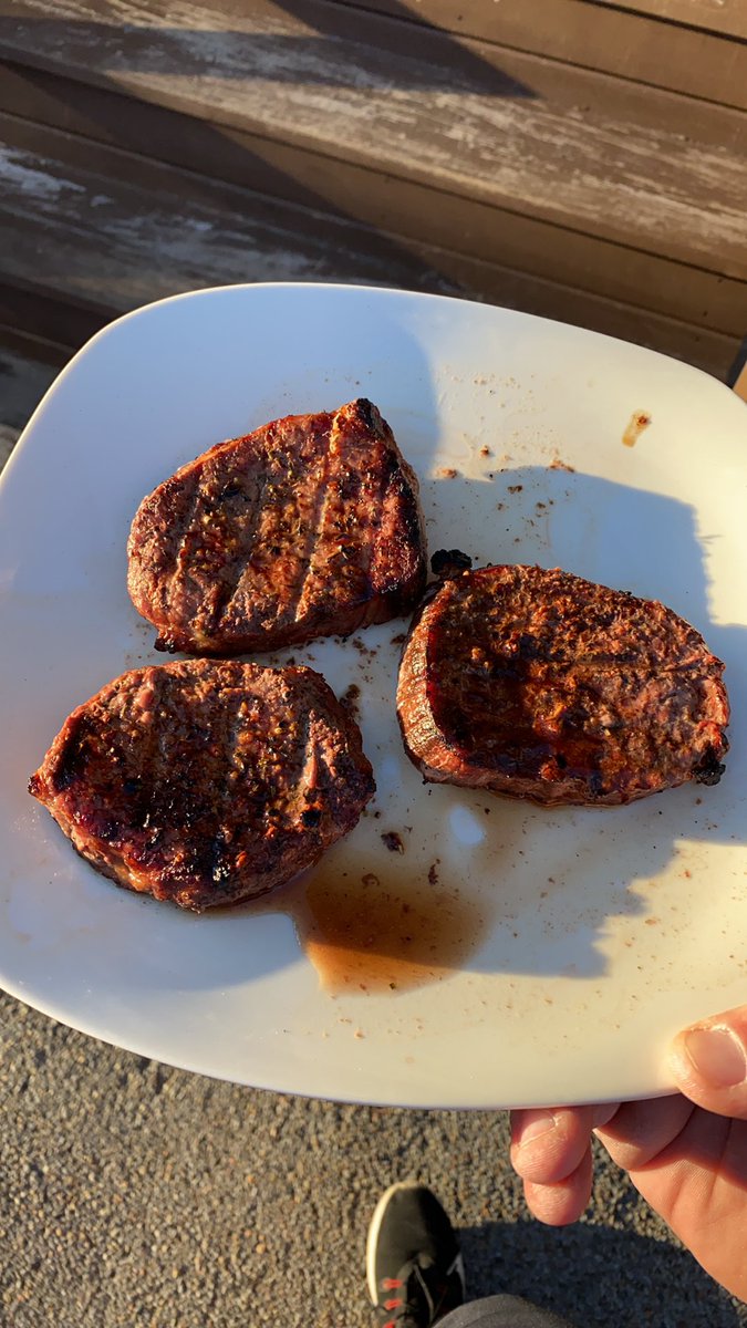 Hey @MW55. You’re grill is pretty good for a first time use grilling some steaks #nascar #MichaelWaltrip