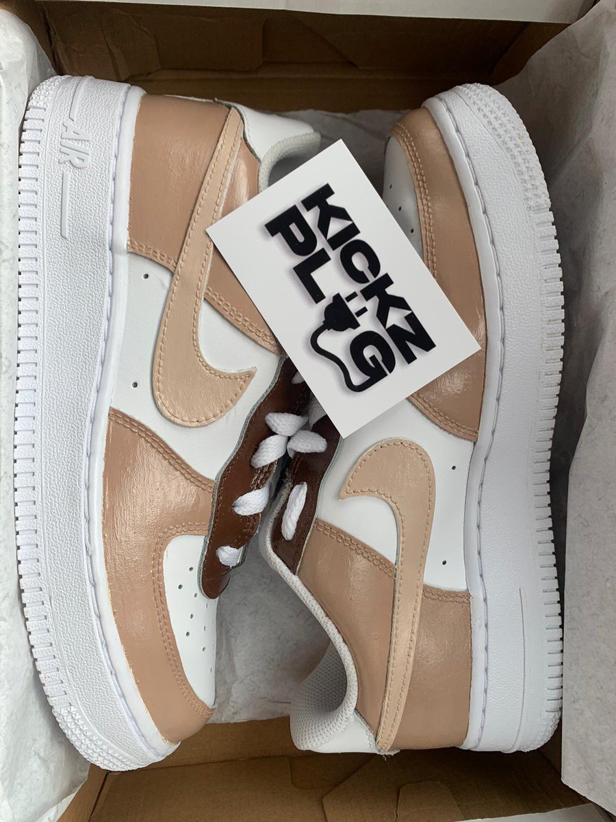 kickzplugldn's tweet photo. Custom Air Force 1 https://t.co/IzjeqVe10c