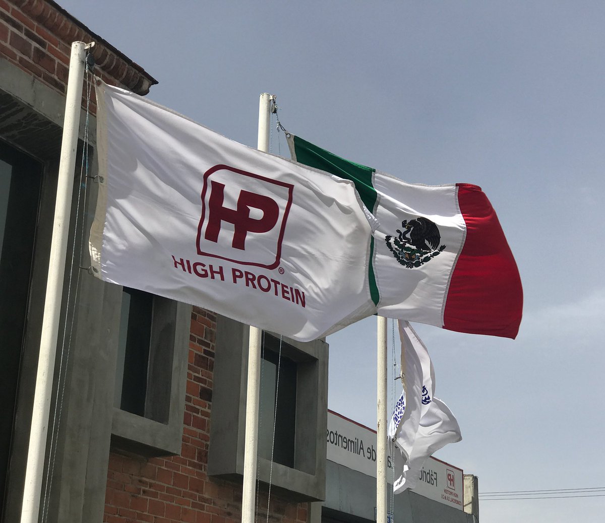 highprotein1's tweet photo. HIGH PROTEIN #Mexicoparaelmundo https://t.co/BPdmmJqBqg