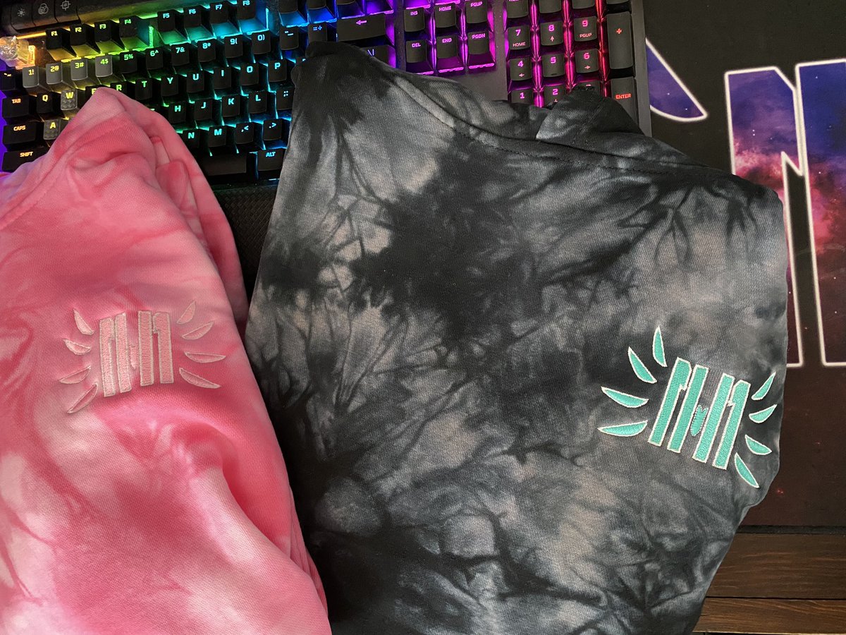 themanisfactor's tweet photo. so these came in a while ago 🥰 @Heelmike @HeelGG_ https://t.co/axU7QAkegF