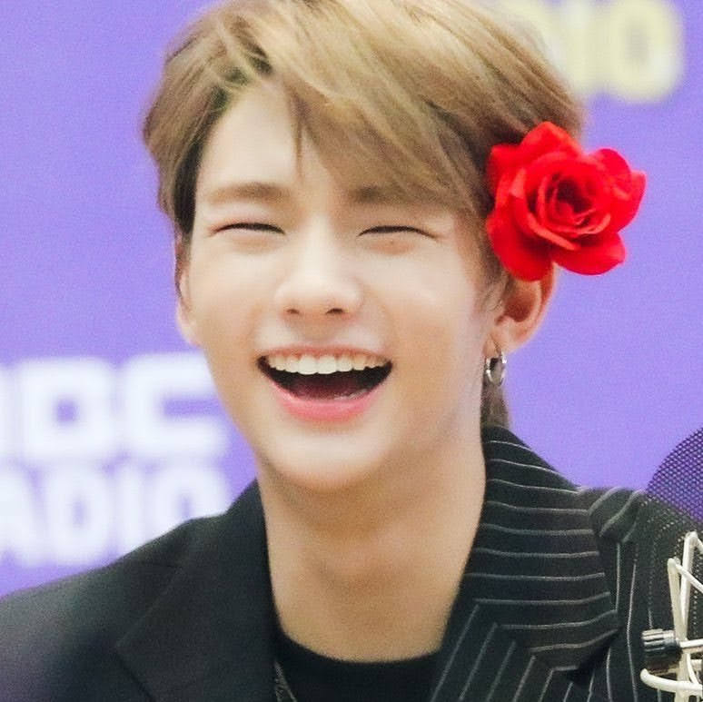 skz smiling (@smiley_skz) on Twitter photo 