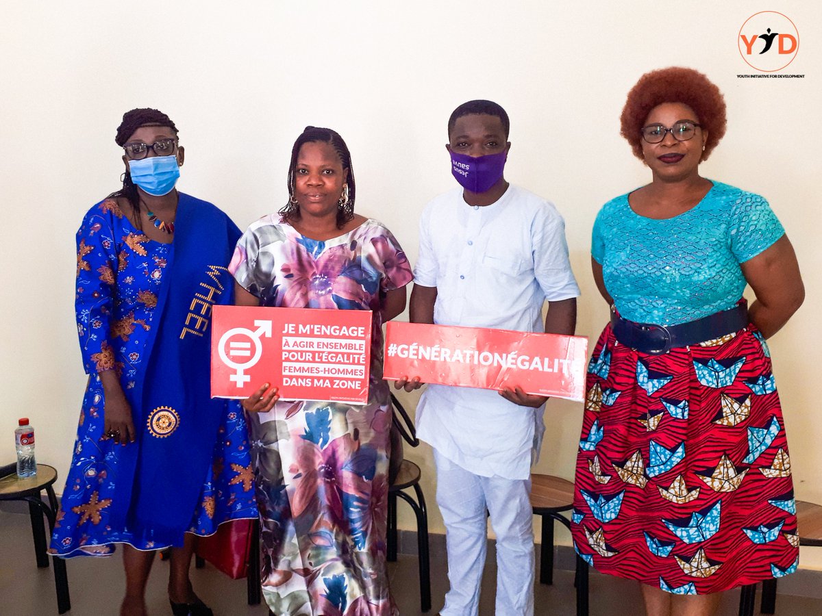 Revivez en image l'activité du samedi 20, Thème: l'#inegalites entre les #hommes et #femmes: l'état des lieux au #Benin.
Photos: bit.ly/3f2w6JK
live #Facebook : fb.watch/4nz4SNemCH/
<a href="/nosvoixcomptent/">Nos Voix Comptent</a>  <a href="/LabisPortoNovo/">LABIS Porto Novo</a>   #GenerationEquality  #nosvoixcomptent #lavoixdeyid