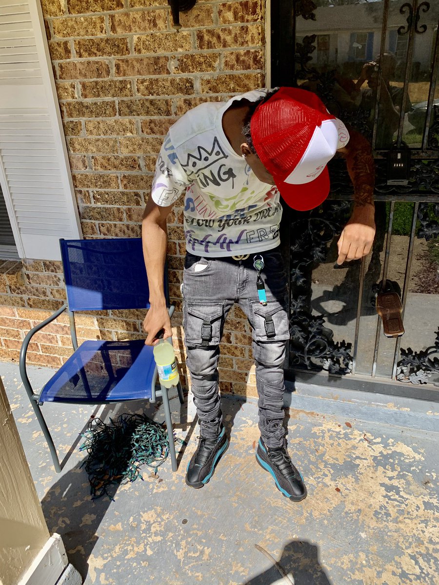 CeoAlo's tweet photo. We Not The Same 🙅🏽♂️ They Like 0% Of Me 💩 On My Enemy’s I Know They Sick 🤢 Of Me.....
#TheFlyWay🧩
#mrthinkiongotitonme🤫 https://t.co/CODRk40j8e