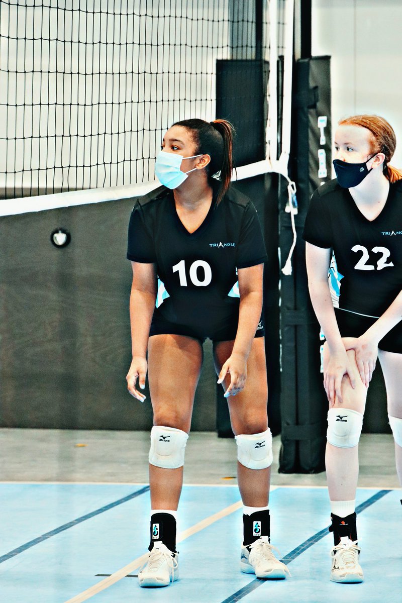 oliviaepugh07's tweet photo. Also having fun with my girls @TriangleVB #14Steel #volleyball #volleyballgirl https://t.co/WHZDx9Xu13