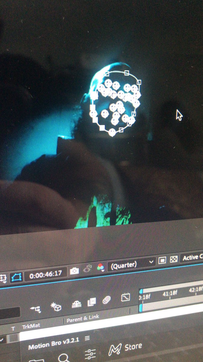 Creaturenoises's tweet image. A day of dots and waiting... It’ll be worth it 💪🏻 #videoeditorproblems