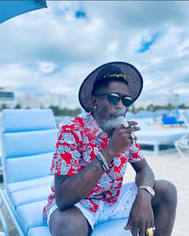 ShattaMathias's tweet photo. #BbcNews Music #ShattaWale, #Skillibeng &amp; Gold Up – Blow Up (Official Lyric Video)  🇬🇭🇬🇭🔥🔥🇺🇸🇺🇸✈✈🇲 #Paaaah #ShattaMovement https://t.co/DiZqODQf5I