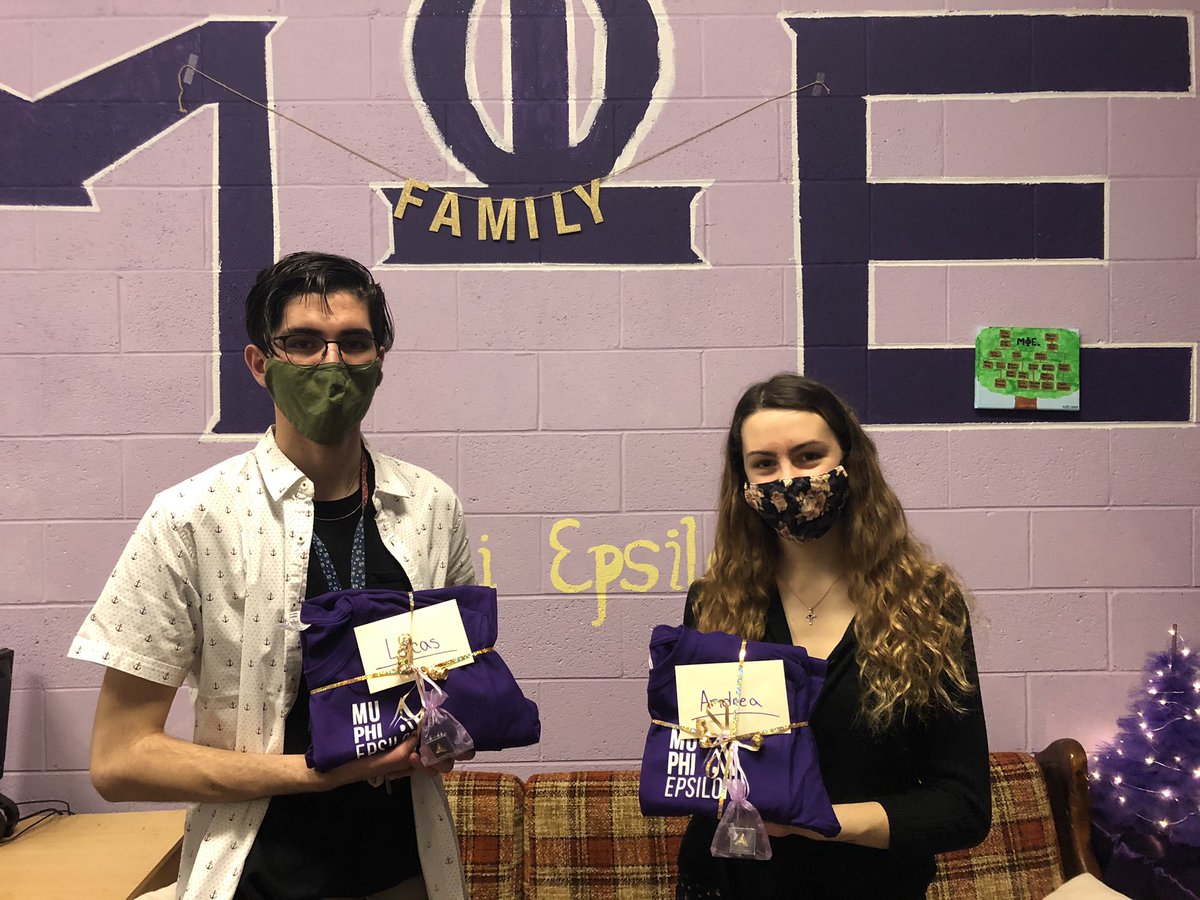 mpecoe's tweet image. Welcome to the family Lucas and Andrea (@a_grewe27)! 💜