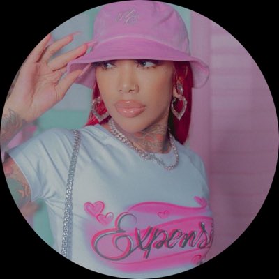 TinkThreadz's tweet image. #NewProfilePic